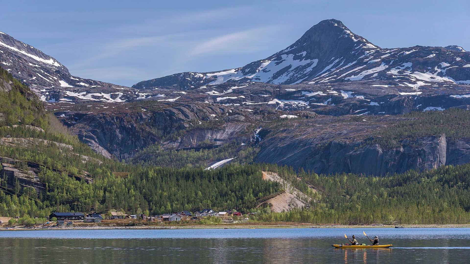 kayakers in norway